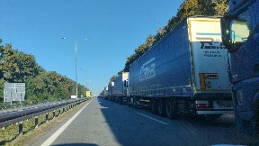 Na Batrovcima i Šidu pet sati